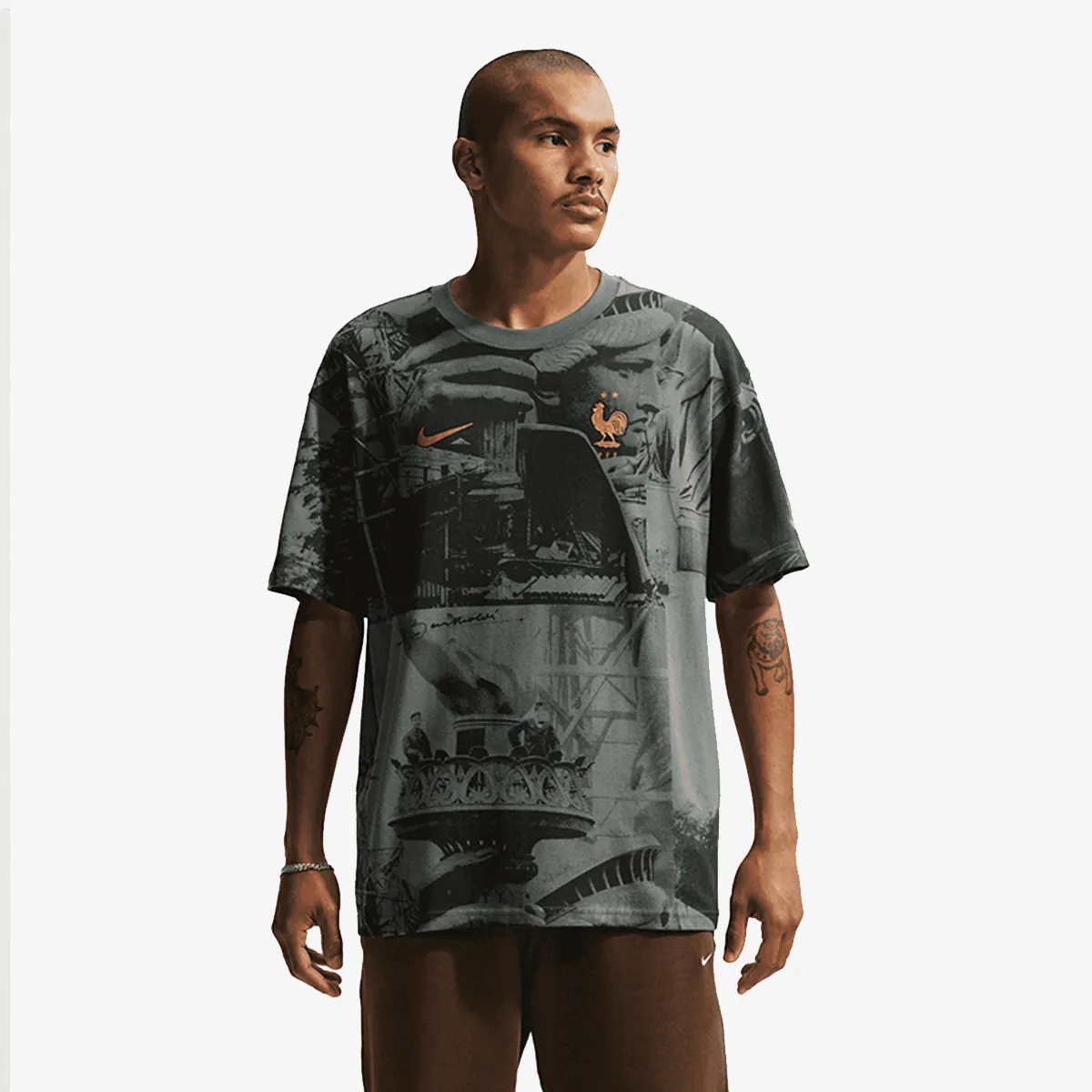 Nike FFF M NK AOP TEE