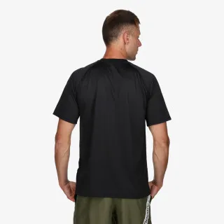 UNDER ARMOUR TAC Tech