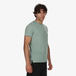 UNDER ARMOUR UA Launch Shortsleeve