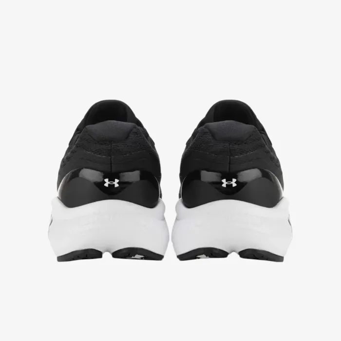 UNDER ARMOUR UA Charged Vantage 