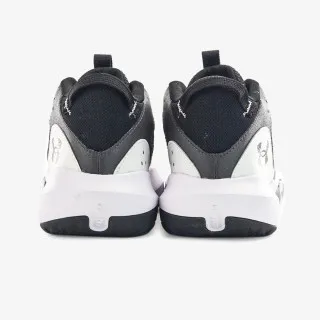 UNDER ARMOUR UA Lockdown 6