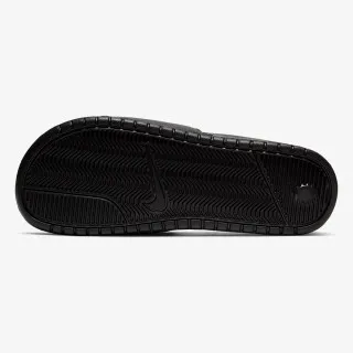 Nike Benassi