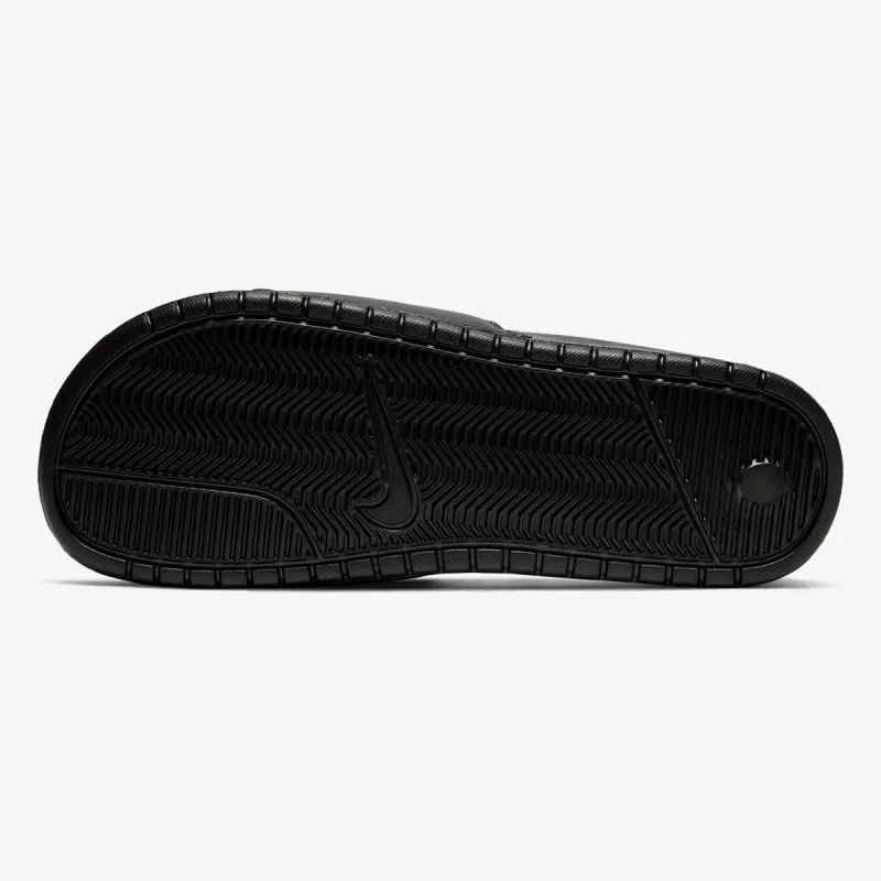 Nike Benassi