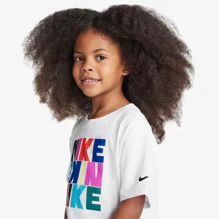 Nike NKG SNACKPACK BOXY TEE 