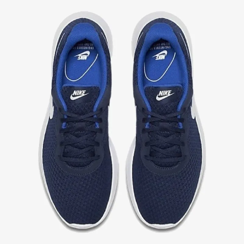 Nike Tanjun