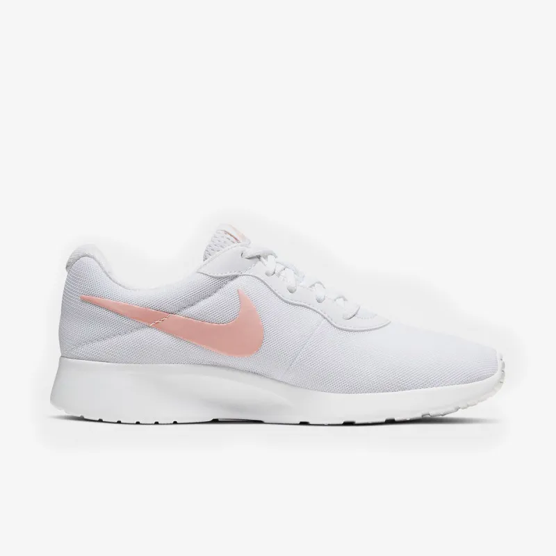 Nike Tanjun