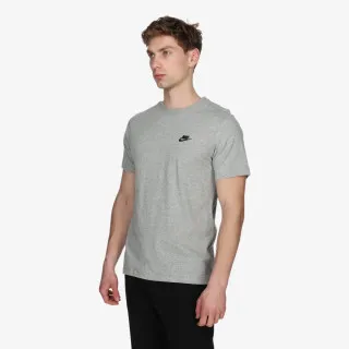 Nike Sportswear Club