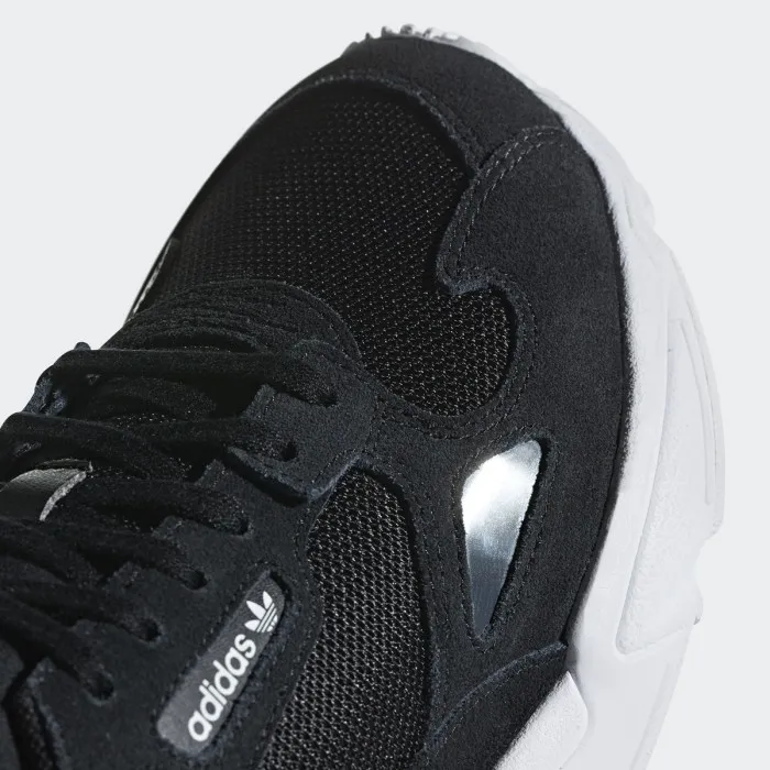 adidas Falcon W 