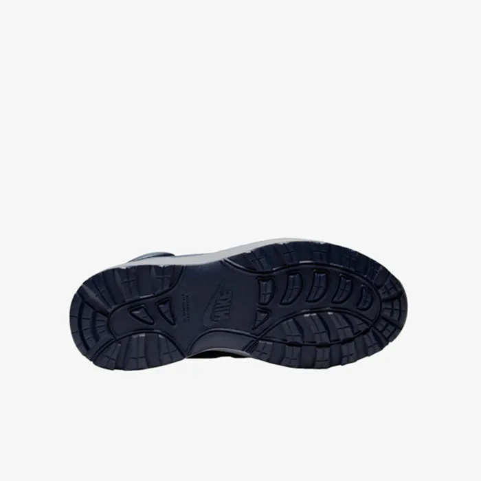 Nike Manoa 