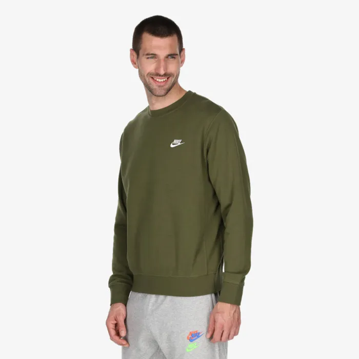 Nike Sportswear Club 
