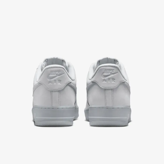 Nike AIR FORCE 1 '07 WB 