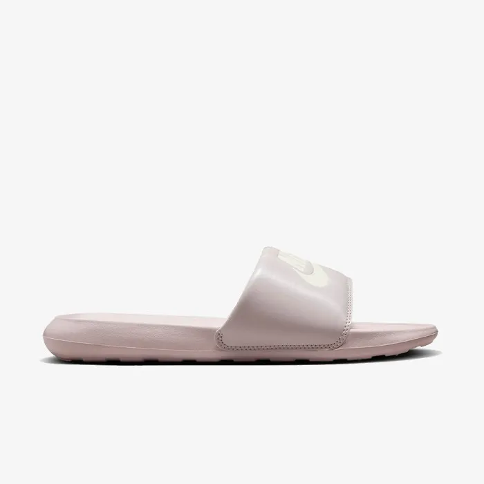Nike W NIKE VICTORI ONE SLIDE 