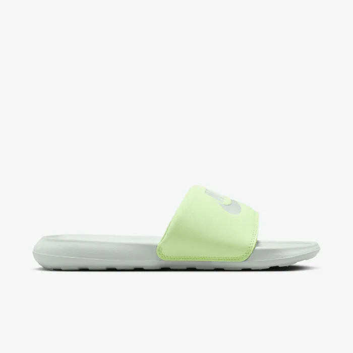 Nike W NIKE VICTORI ONE SLIDE 