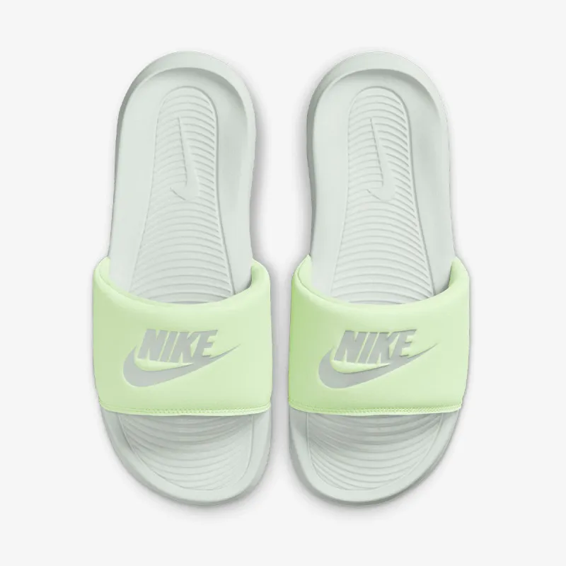 Nike W NIKE VICTORI ONE SLIDE 