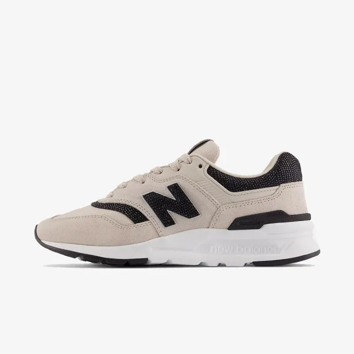 997 