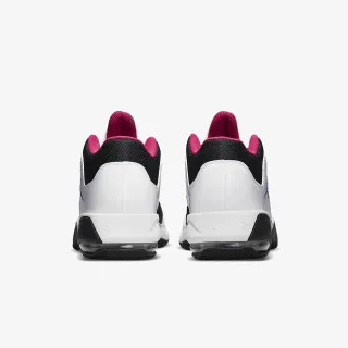 Nike JORDAN MAX AURA 3