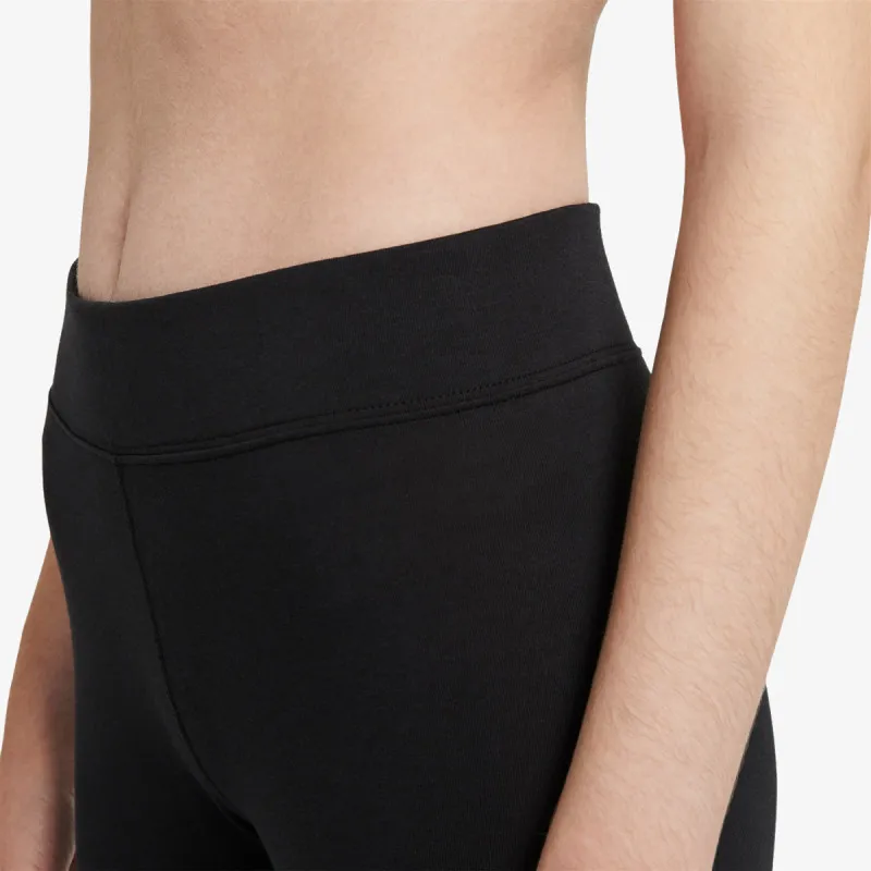Nike Sportswear Essential
