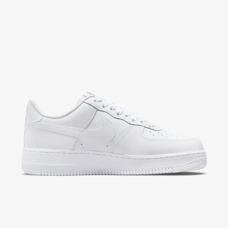 Nike WMNS AIR FORCE 1 '07 LX 
