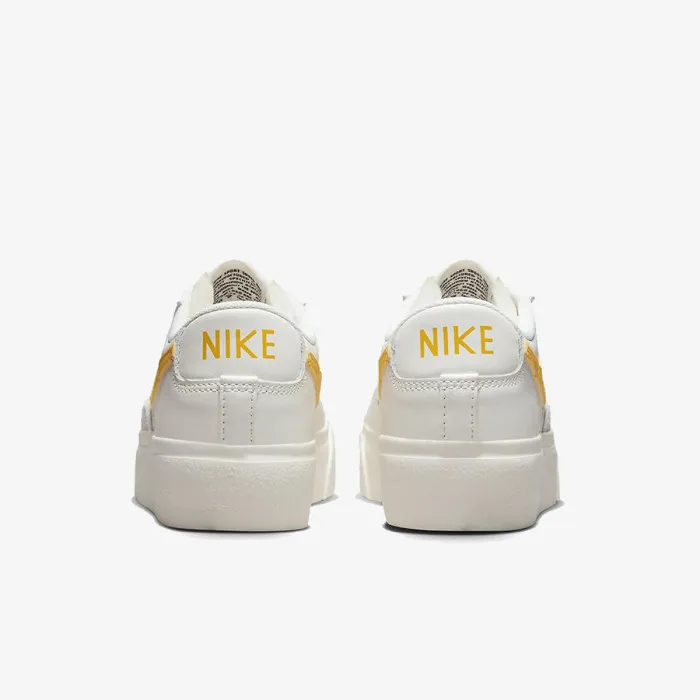 Nike W BLAZER LOW PLATFORM 