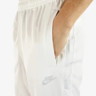 Nike Sportswear Repeat
