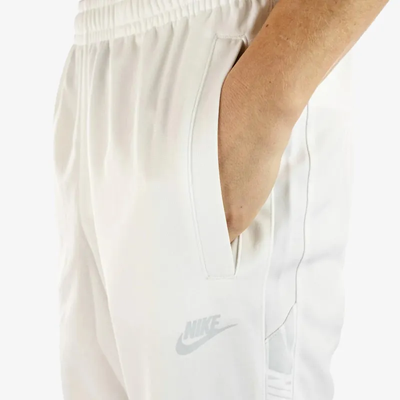 Nike Sportswear Repeat