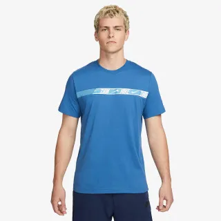 Nike Sportswear Repeat