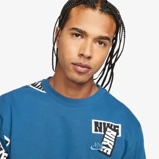 Nike Sportswear Sport Essentials+
