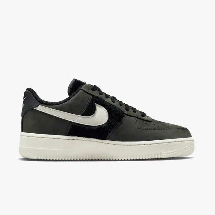 Nike WMNS AIR FORCE 1 MEM 4 