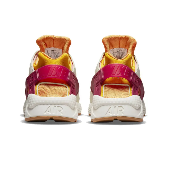 Nike WMNS NIKE AIR HUARACHE CSP 