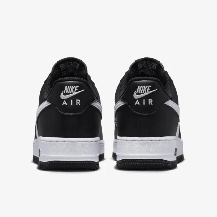 Nike AIR FORCE 1 '07 