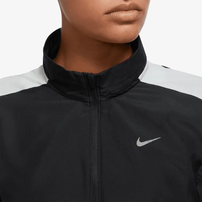Nike W NK SWSH RUN JKT 