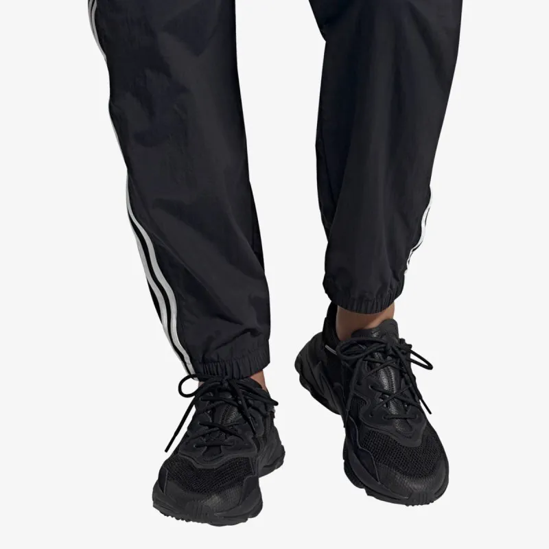 adidas OZWEEGO