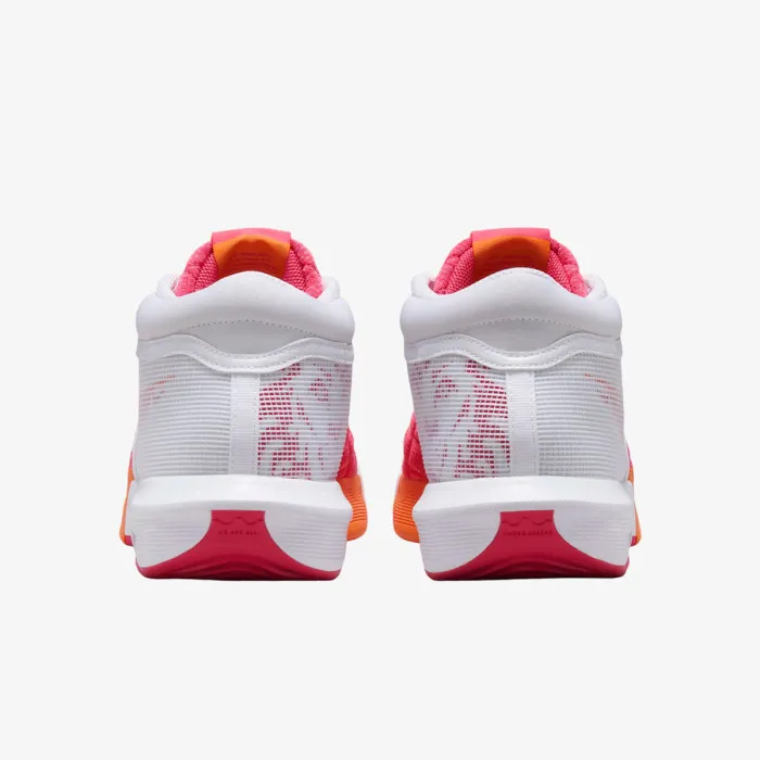 Nike LEBRON WITNESS VIII 