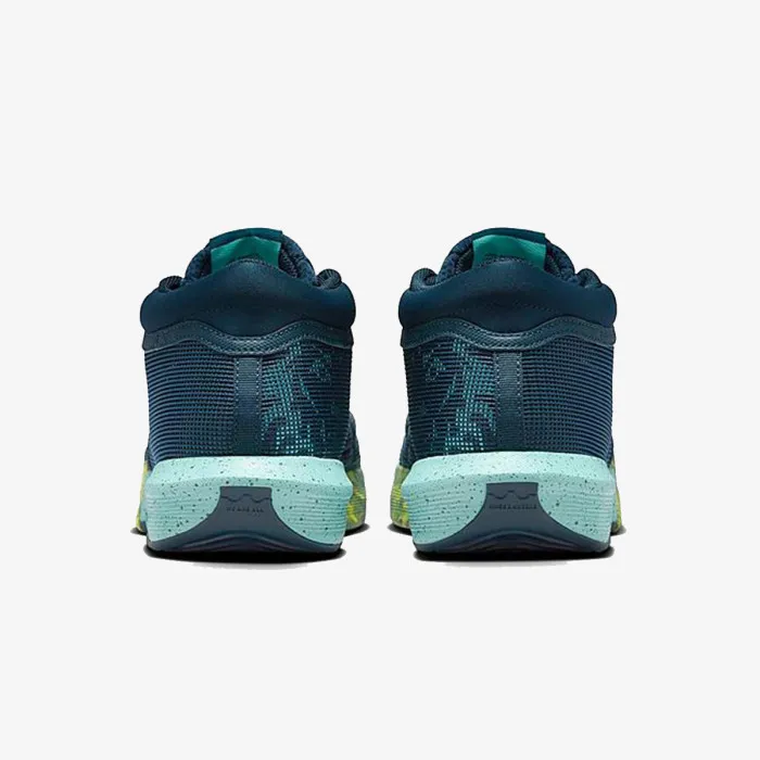 Nike LEBRON WITNESS VIII 
