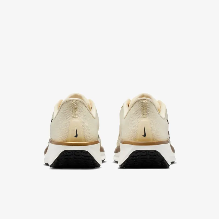 Nike WMNS NIKE QUEST 6 