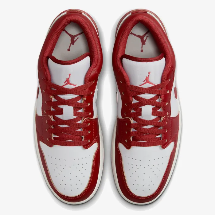 Nike AIR JORDAN 1 LOW SE 
