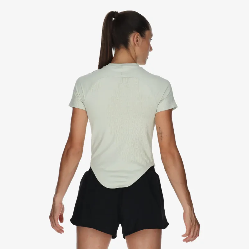 Nike W NK RN DVN DFADV ENG SS TP 