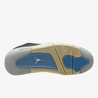 Nike AIR JORDAN 4 RM