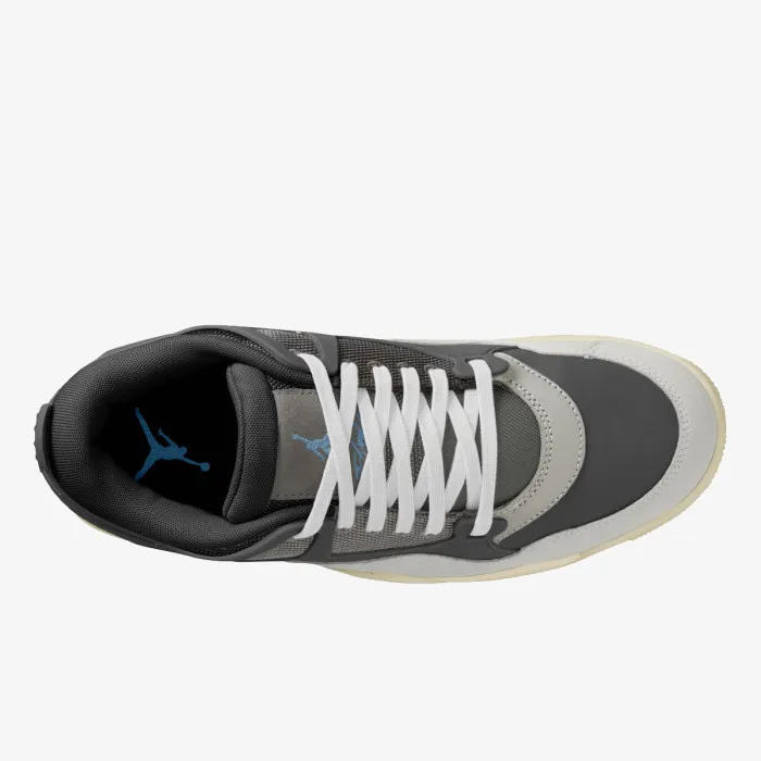 Nike AIR JORDAN 4 RM