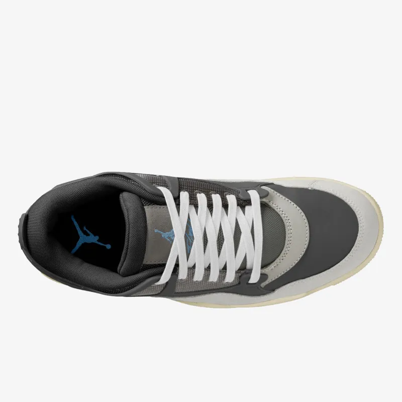 Nike AIR JORDAN 4 RM