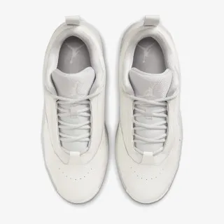 Nike WMNS JORDAN MAX AURA 6 