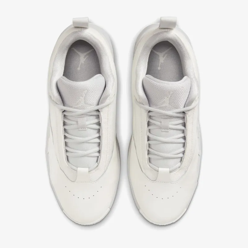 Nike WMNS JORDAN MAX AURA 6 