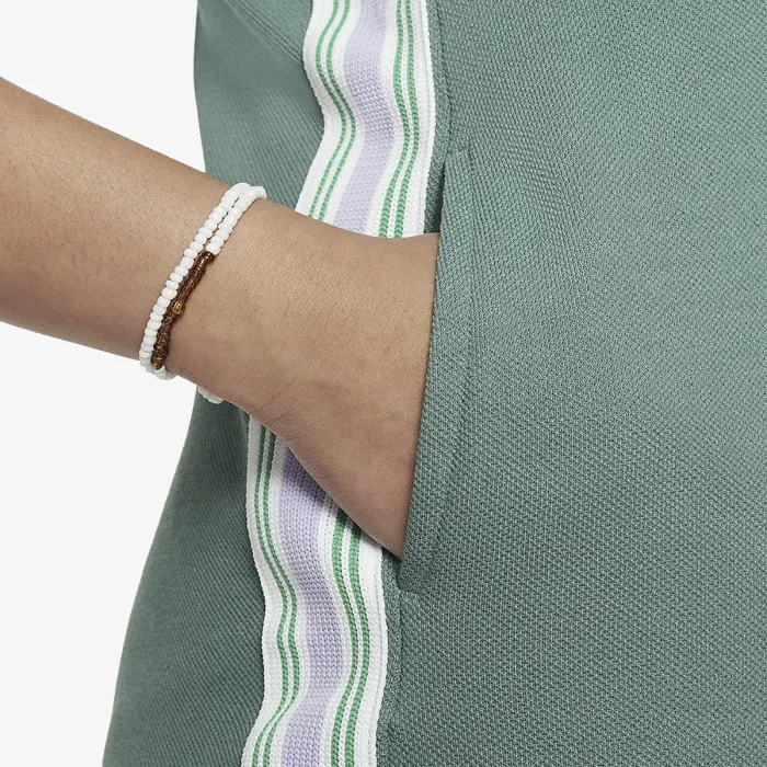 Nike G NSW DRSS NVLTY CAPS 