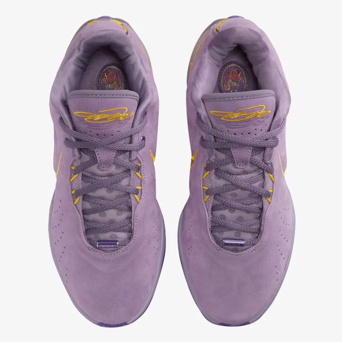 Nike LEBRON XXI 