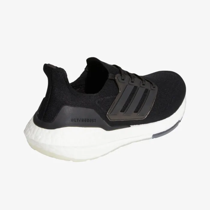 adidas ULTRABOOST 21 