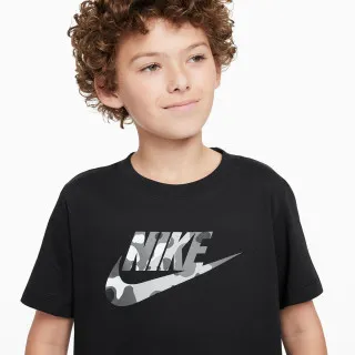 Nike K NSW TEE CLUB SSNL CAMO