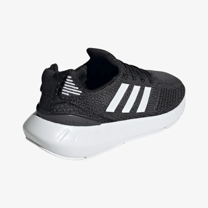 SWIFT RUN 22 W 