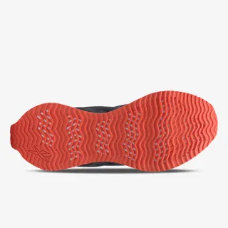 Reebok ZIG DYNAMICA 3
