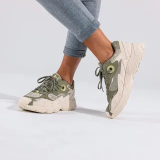 adidas ASTIR W
