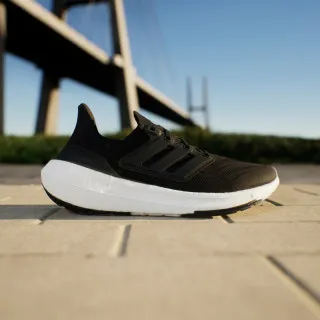 adidas ULTRABOOST 23